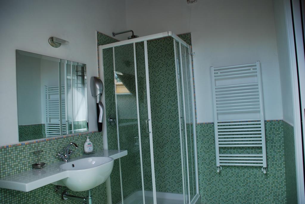 B&B Beata Solitudo อาเจโรลา ห้อง รูปภาพ