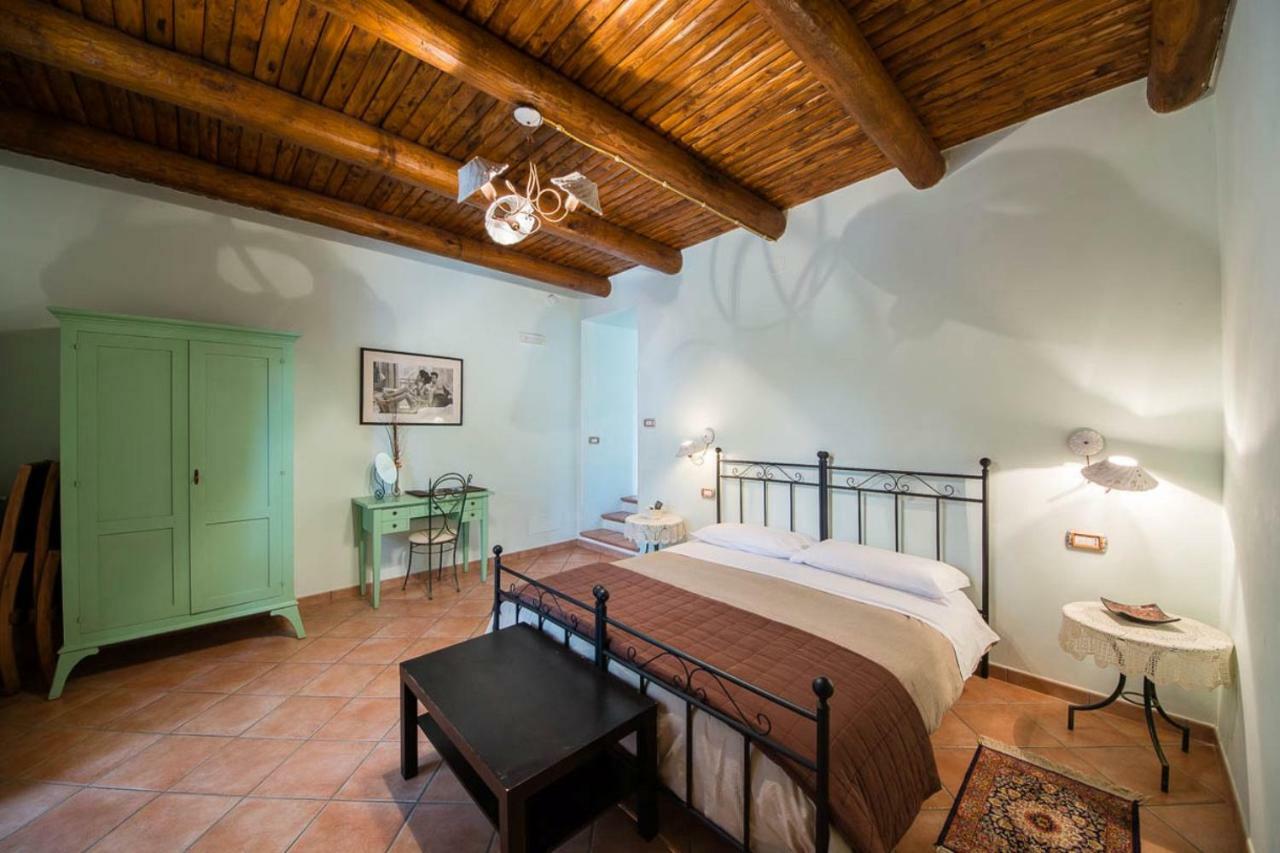 B&B Beata Solitudo อาเจโรลา ภายนอก รูปภาพ